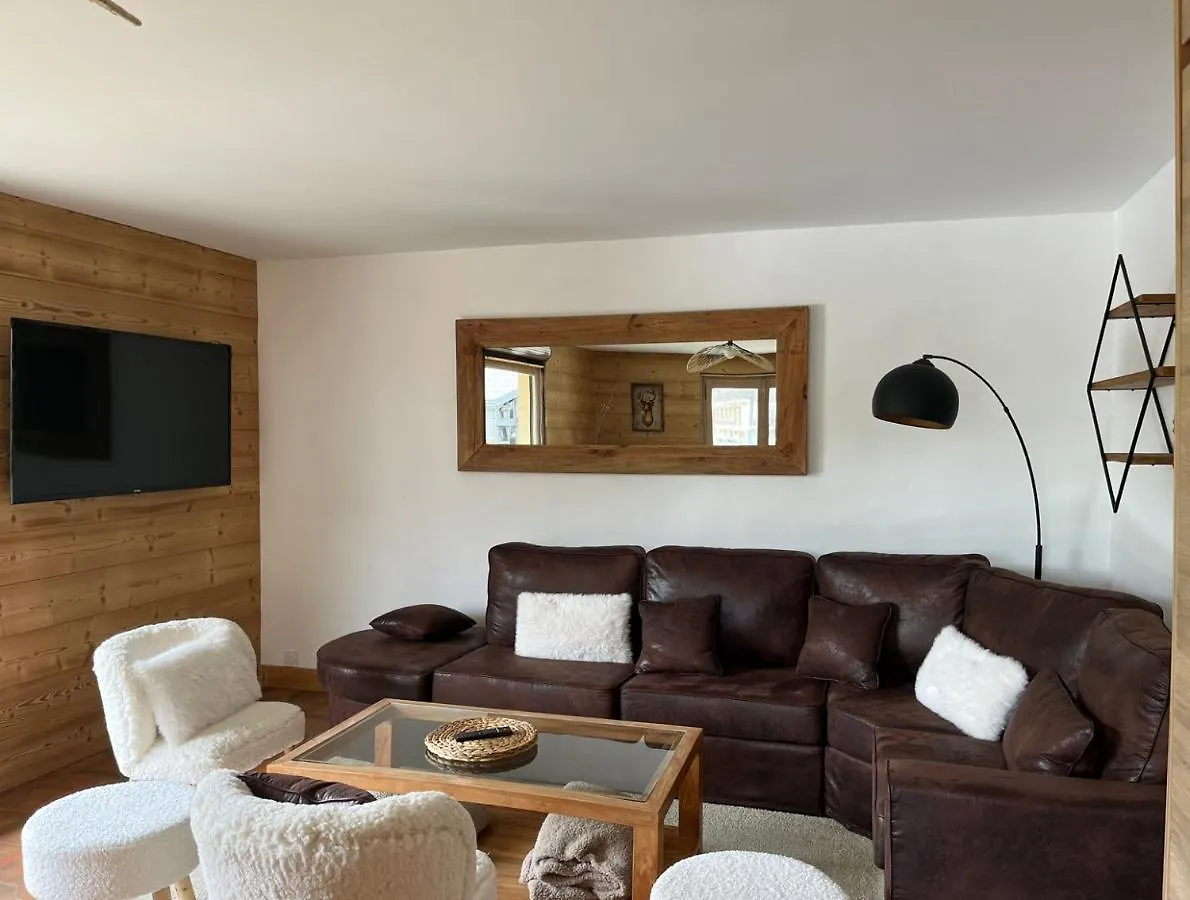 Apartment Appartement 8 Personnes, 3 Chambres, En Plein Centre De Praz Sur Arly