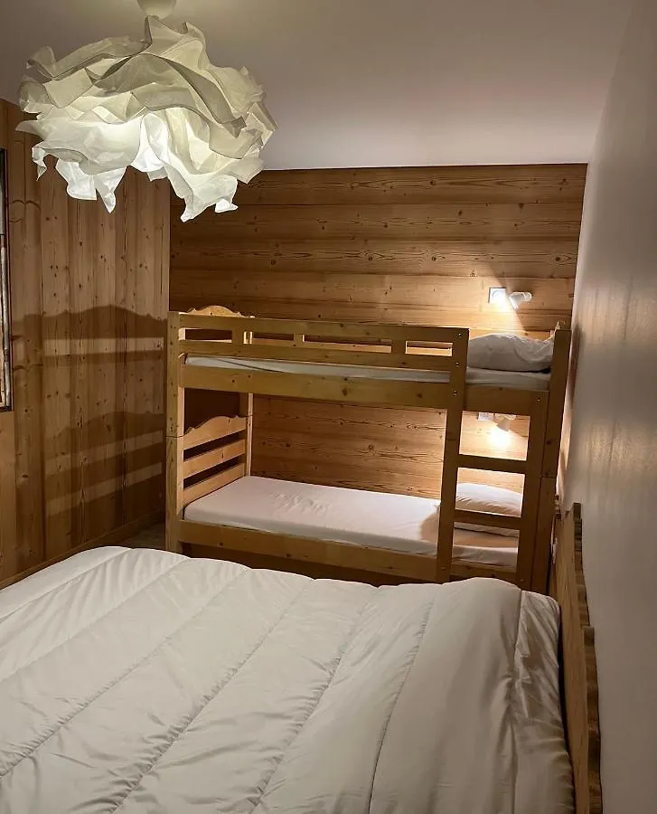 Appartement 8 Personnes, 3 Chambres, En Plein Centre De Praz Sur Arly