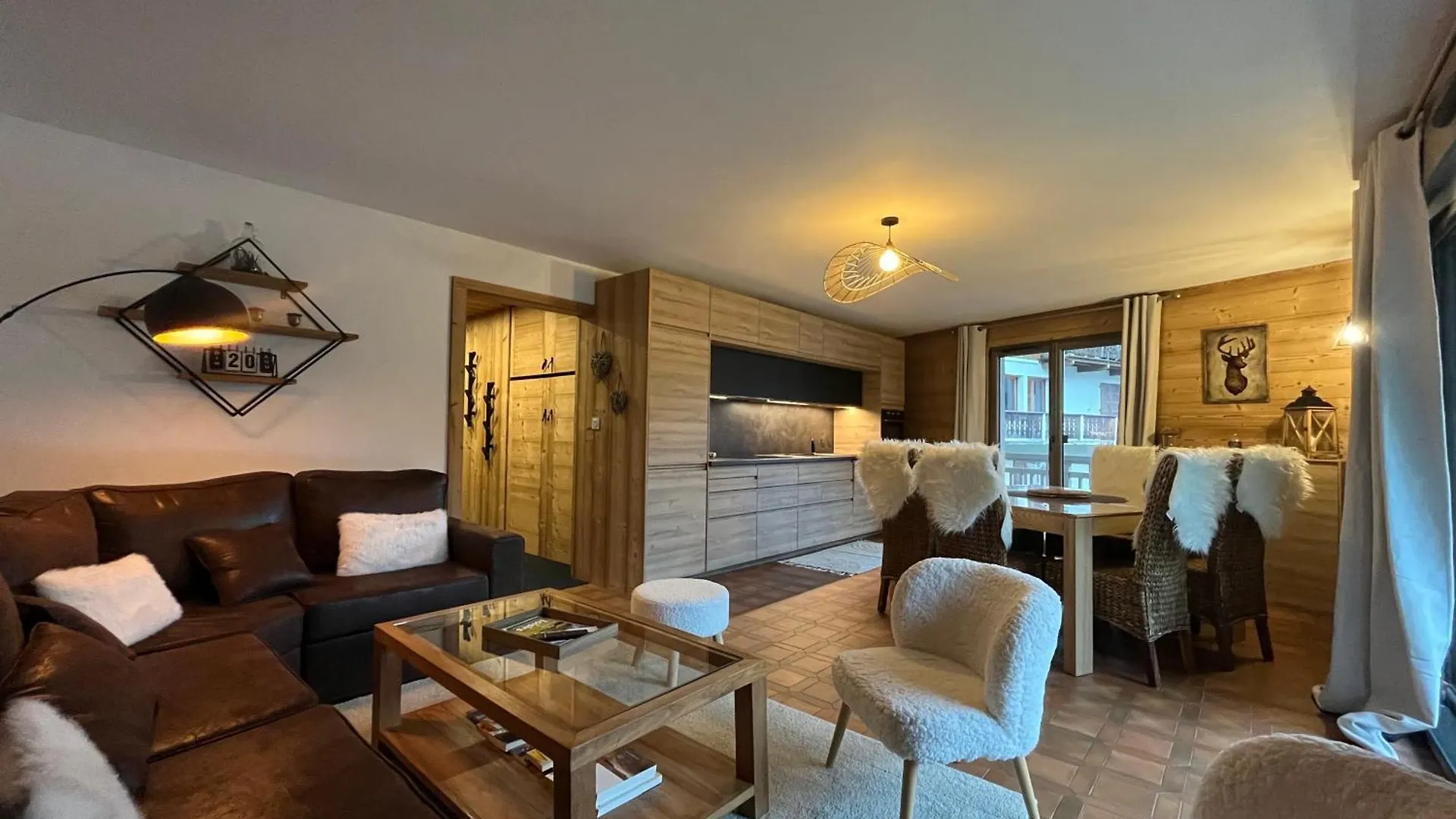 Appartement 8 Personnes, 3 Chambres, En Plein Centre De Praz Sur Arly