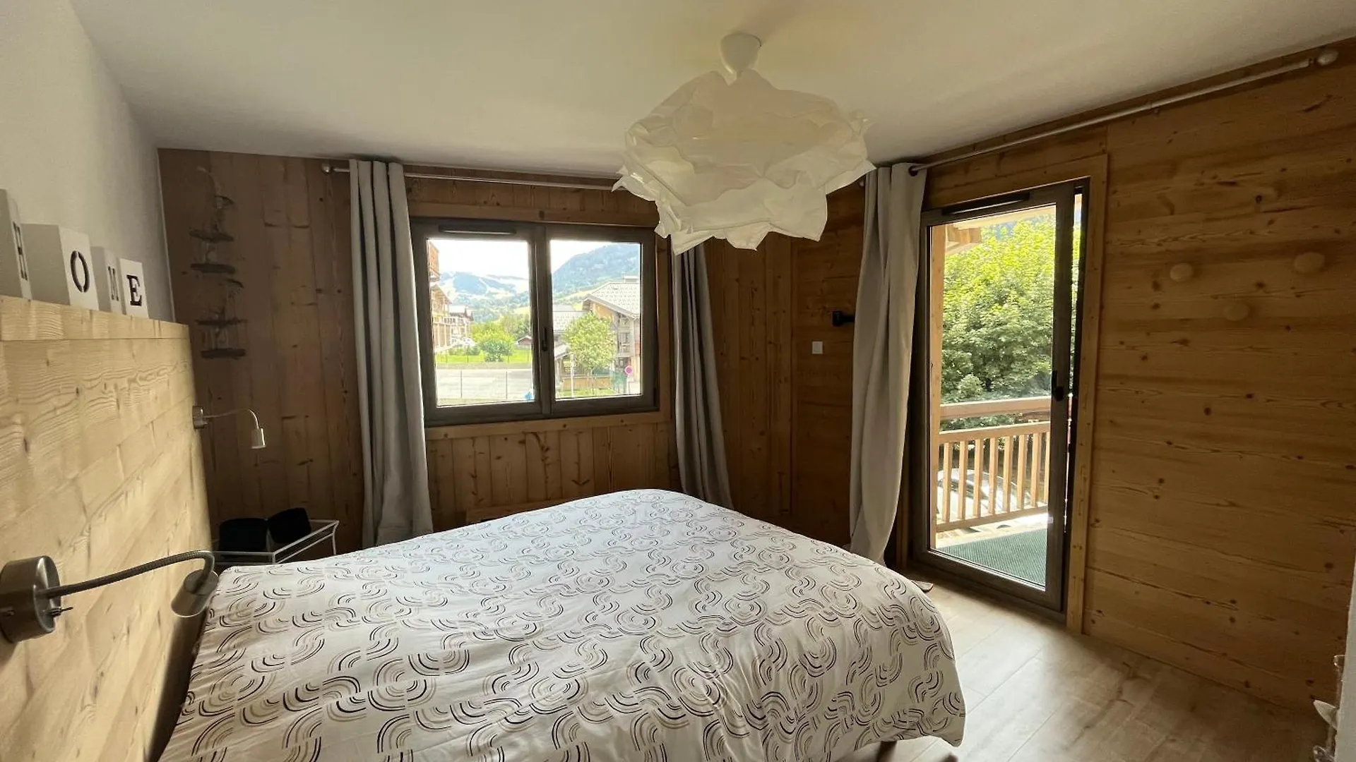 Apartment Appartement 8 Personnes, 3 Chambres, En Plein Centre De Praz Sur Arly